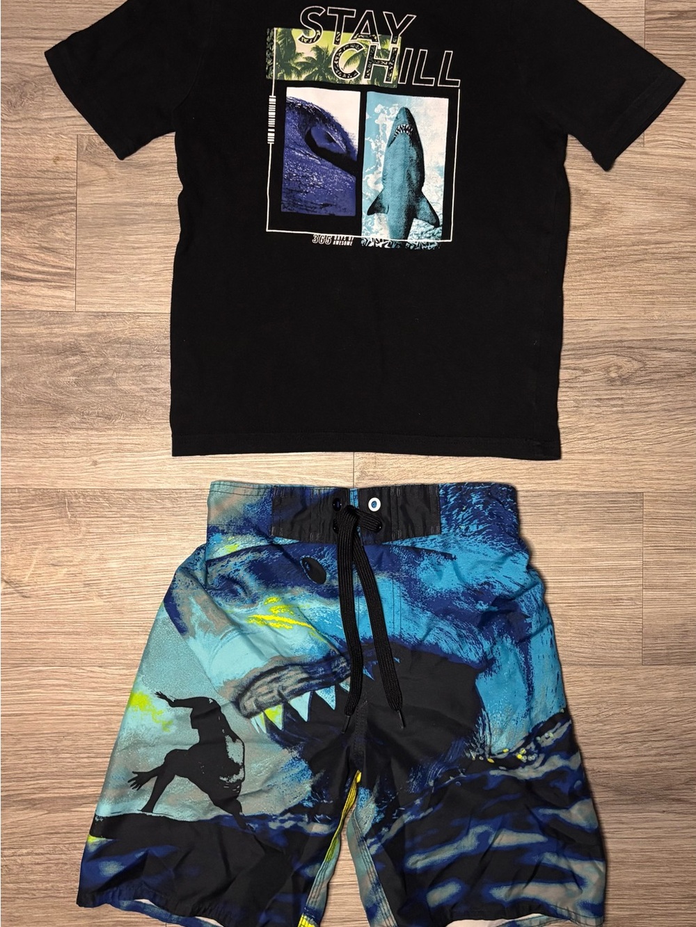 Joe Boxer Boys Shark Swim Set Youth M Mesh Lined Trunks & T-Shirt